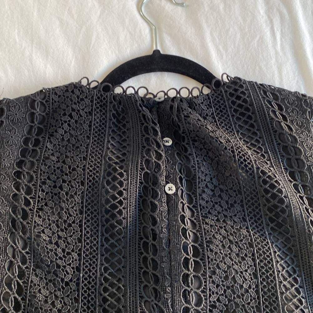 J Crew Lace Shell - Picture 5 of 5